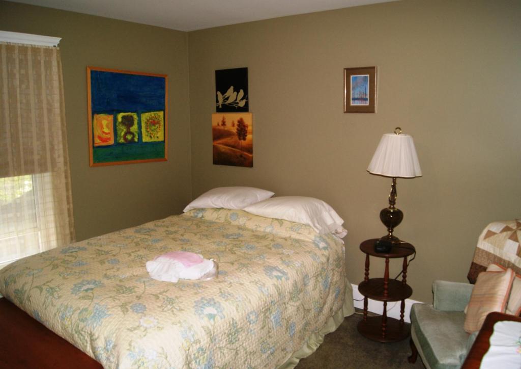 Ye Olde Walkerville Bed & Breakfast Виндзор Номер фото